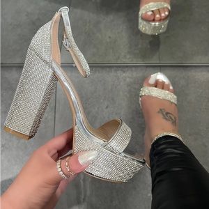 NEW!! PLATFORM RHINESTONES ROUND TOE CHUNKY HEEL